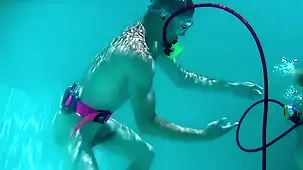 David and Samantha Cruz's intense underwater sexual adventure