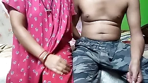 Homemade Indian creampie video with a twist